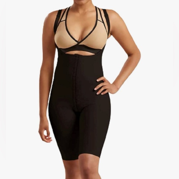 Marena | Compression Garment with High Back/Short Length - Picture 3 of 10